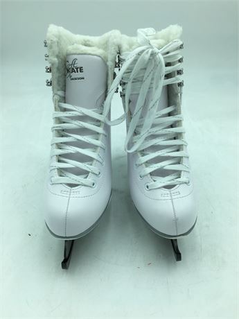 Jackson 180 Figure Skates Shoes - Women - White Fleece - Size 6