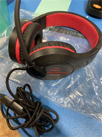 Wired Gaming Headset w/ inline volume and mic control