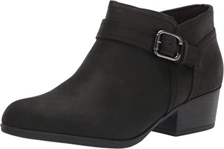 Clarks - Boots - Women's - Shoes - US 8