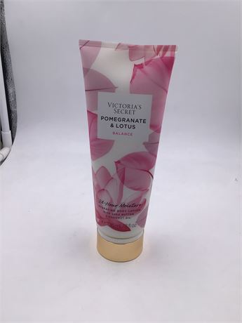 Victoria Secret - Pomegranate/Lotus Balance, 8oz- Body Lotion