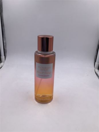 Victoria Secret - Velvet Petals Sunkissed Mist, 8.4oz- Fragrance Mist