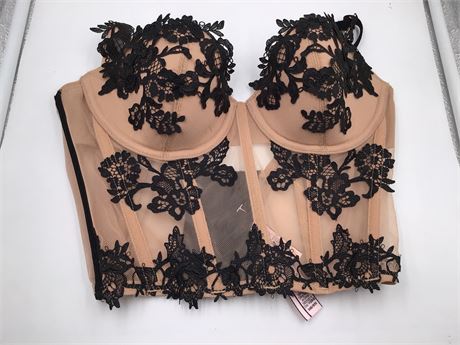 Victoria Secret - Beige with Black Floral LaceBra - Wired - Push-Up -