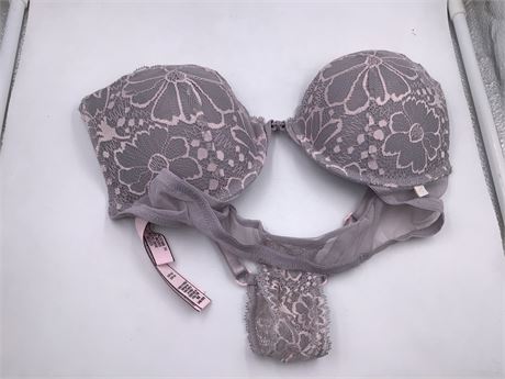 Victoria Secret - Gray/Pink Lace BraBra - Wired - Push-Up -