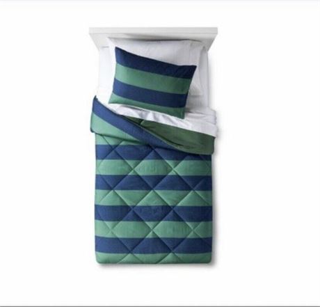 Pillowfort Rugby Stripe Comforter Set (Full/Queen) Green/Blue 3pc