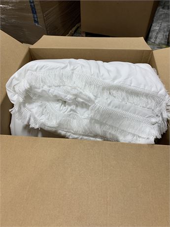 White Comforter, Size Unknown