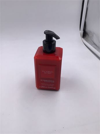 Victoria Secret Bombshell Intense, 8.4oz. Body Lotion