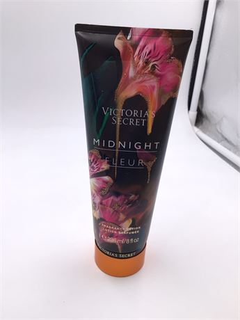 Victoria Secret Midnight Fleur, 8oz. Body Lotion