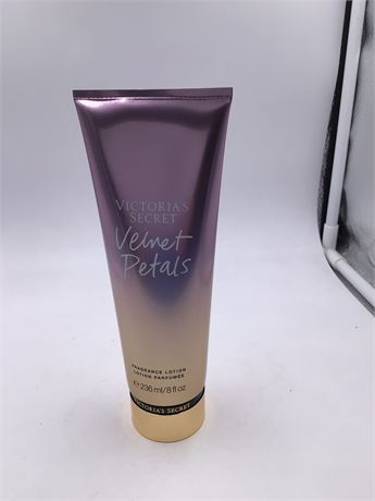 Victoria Secret Velvet Petals, 8oz. Body Lotion