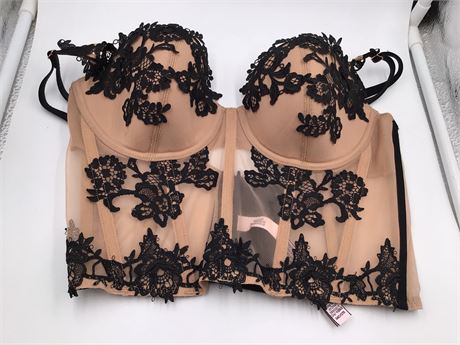 Victoria Secret Beige w/Black Floral Lace Bra - Wired - Push-Up - 34C