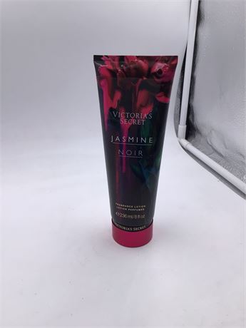 Victoria Secret Jasmine Noir, 8oz. Body Lotion