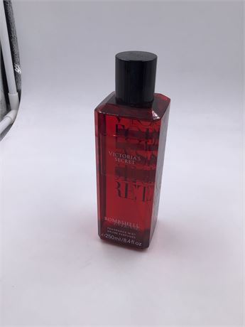 Victoria Secret Bombshell Intense, 8.4oz. Body Mist