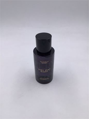 Victoria Secret Very Sexy Night, 2.5oz. Body Mist