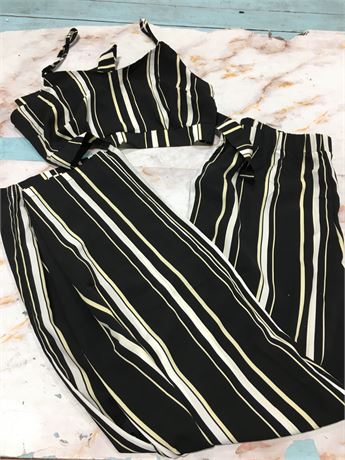 Pinstripe 2 Piece Summer outfit, Size Medium