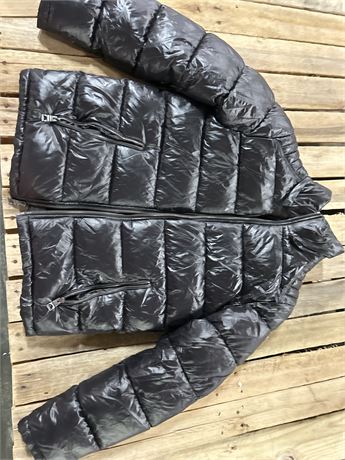 Guess Black Puffer Jacket - Small