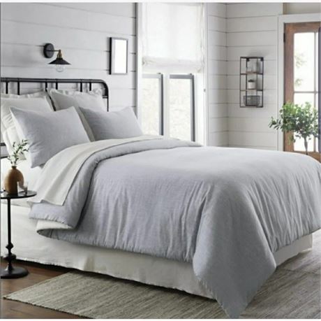 Heath and Hand King Size Magnolia Comforter Set - Grey - NEW