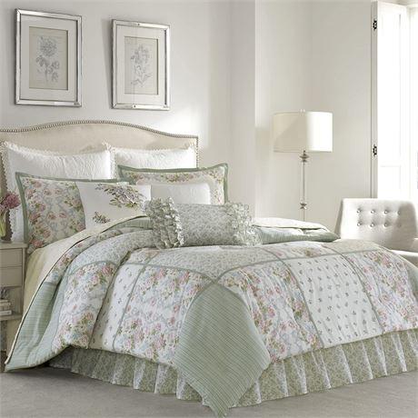 Laura Ashley Home Luxury Ultra Soft Comforter, Full, Sage