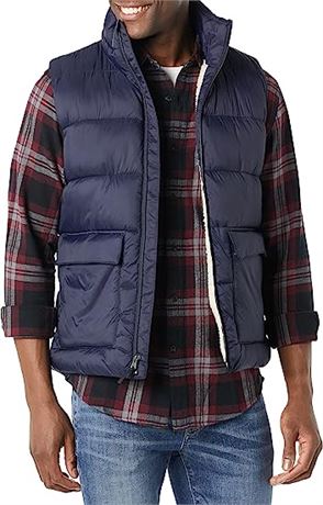 Amazon Essentials Men's Water-Resistant Sherpa-Lined Puffer Vest, Med