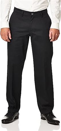 LEE Men's Total Freedom Stretch Relaxed Fit Flat Front Pant - Black - 36x32