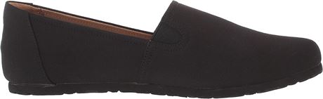 Amazon Essentials Women's Casual Slip-On Canvas Flat, Size 7