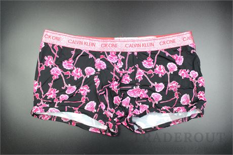 Calvin Klein CK One men black pink Rose Glitter micro trunk underwear, XLg