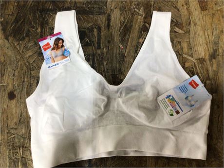 Hanes Womens Wireless Bra, Full-Coverage Pullover Stretch-Knit Bra XXL White