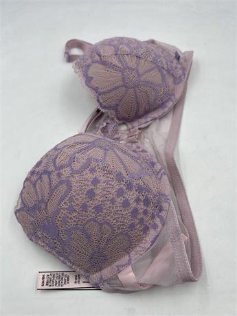 Victoria Secret - Wired Push Up Bra - 34B