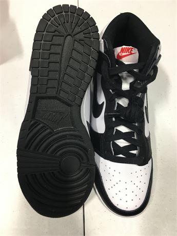 Nike - Sneakers - Men's - 9.5