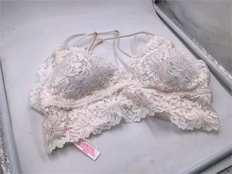 Victoria's Secret Chest-Support Bra, XL, White Lace