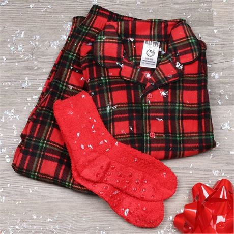 Mad Dog Concepts Girls Night Gown with Socks, Size M(8), Christmas Plaid