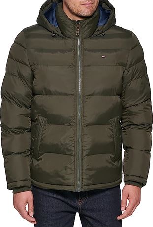 Tommy Hilfiger Men's Hooded Puffer Jacket, Large