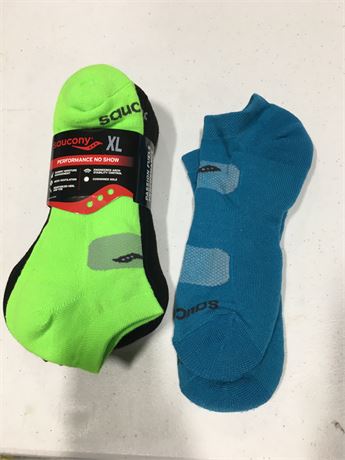 Saucony Men's No-Show Socks XL