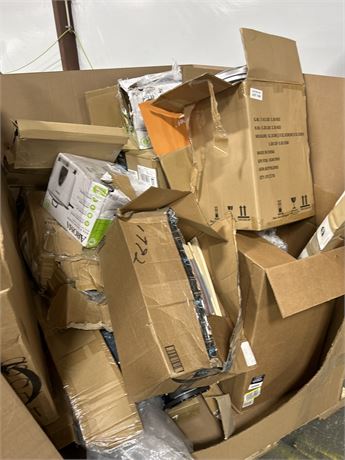 Box 3 - Pallet of Damaged/salvage items