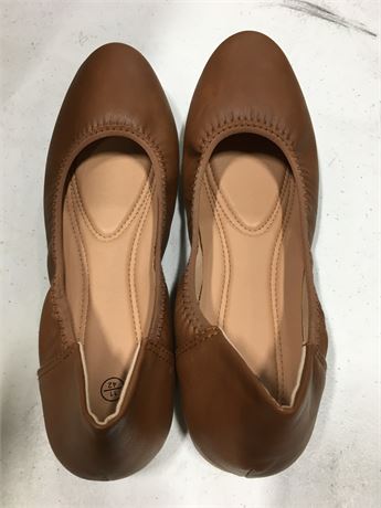 Beige Flats Size 42