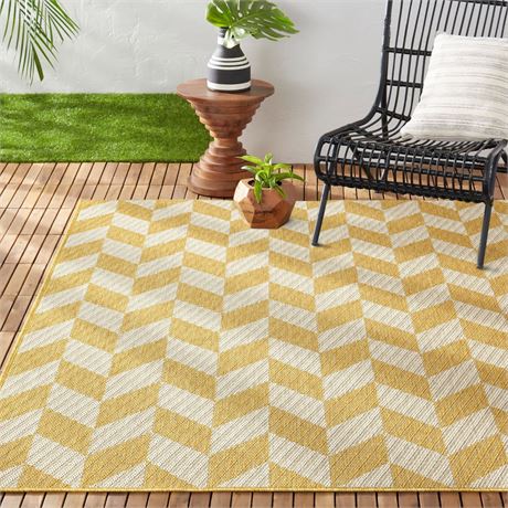 Nicole Miller New York Herringbone Area Rug, Yellow/Cream, 5'2"x7'2"