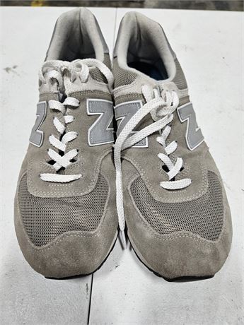 New Balance - Sneakers - Women's - 11