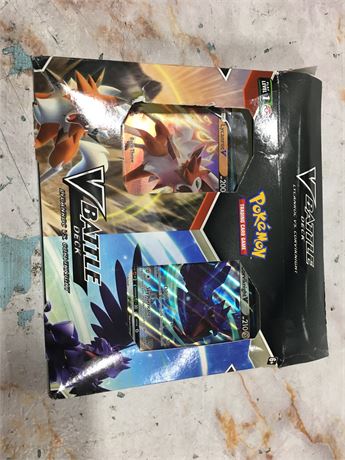 Pokemon TCG: V Battle Deck: Lycanroc vs. Corviknight