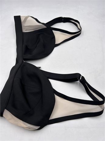 Victorie Secret - NON Padded - NO Wire Bralette - Size - S/P