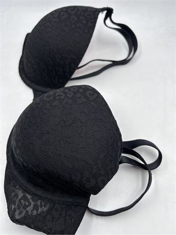 Victoria Secret Wired Padded Bra - Size - 36C