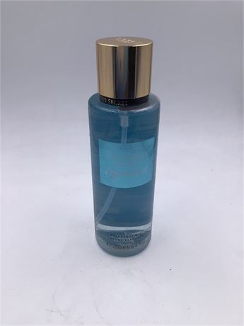 Victoria Secret Aqua Kiss, 8.4oz Body Mist