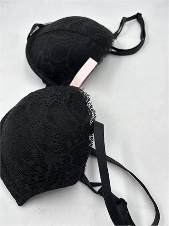 Victoria Secret Wired Push Up Bra - Size - 32D