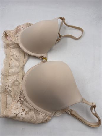 Victoria Secret Wired Padded Bra - Size - 34B