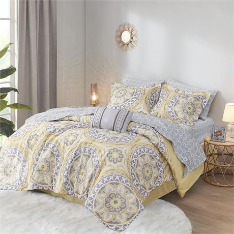 Madison Park Essentials 9 Piece Bed in a Bag, Medallion Damask Design, Yellow