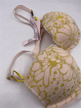 Victoria Secret Wired Push-Up Padded Bra - 34C