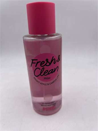 VS Pink Fresh & Clean 8.4 FL oz. Body Mist
